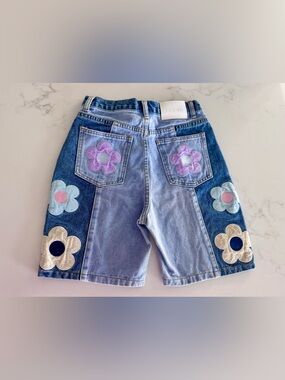 TEEDA Floral Patch Denim Shorts Girls Small Y2K Retro Daisy Jean Shorts
